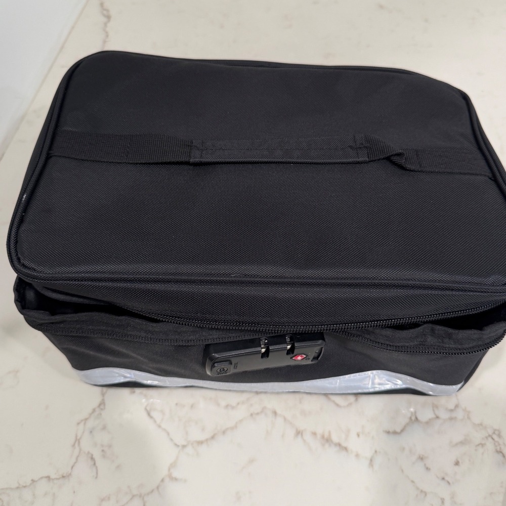 Locking bag Storage Bag with TSA Combination Lock and Adjustable Dividers
